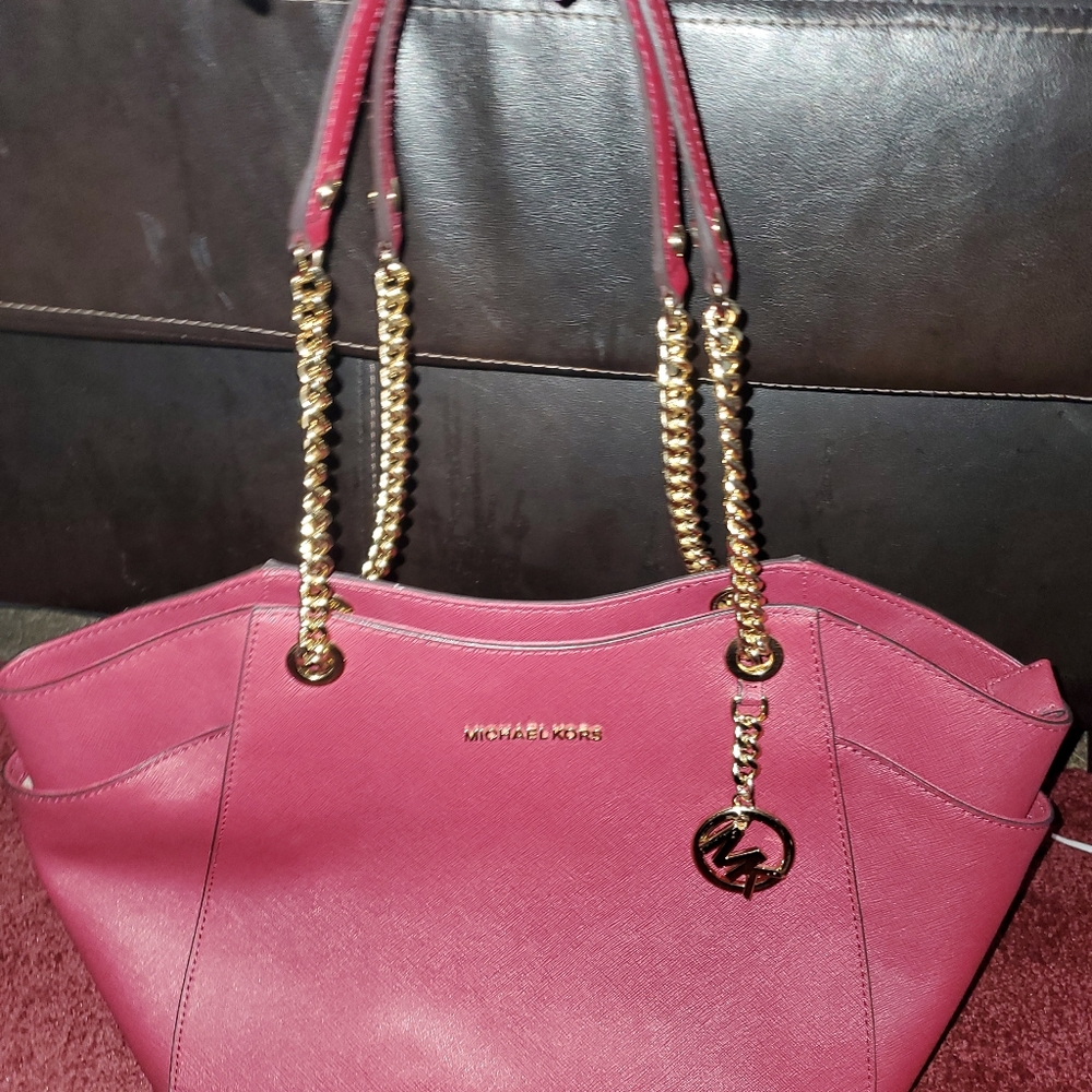 SOLD OUT Michael kors bag - Picture 2 of 5